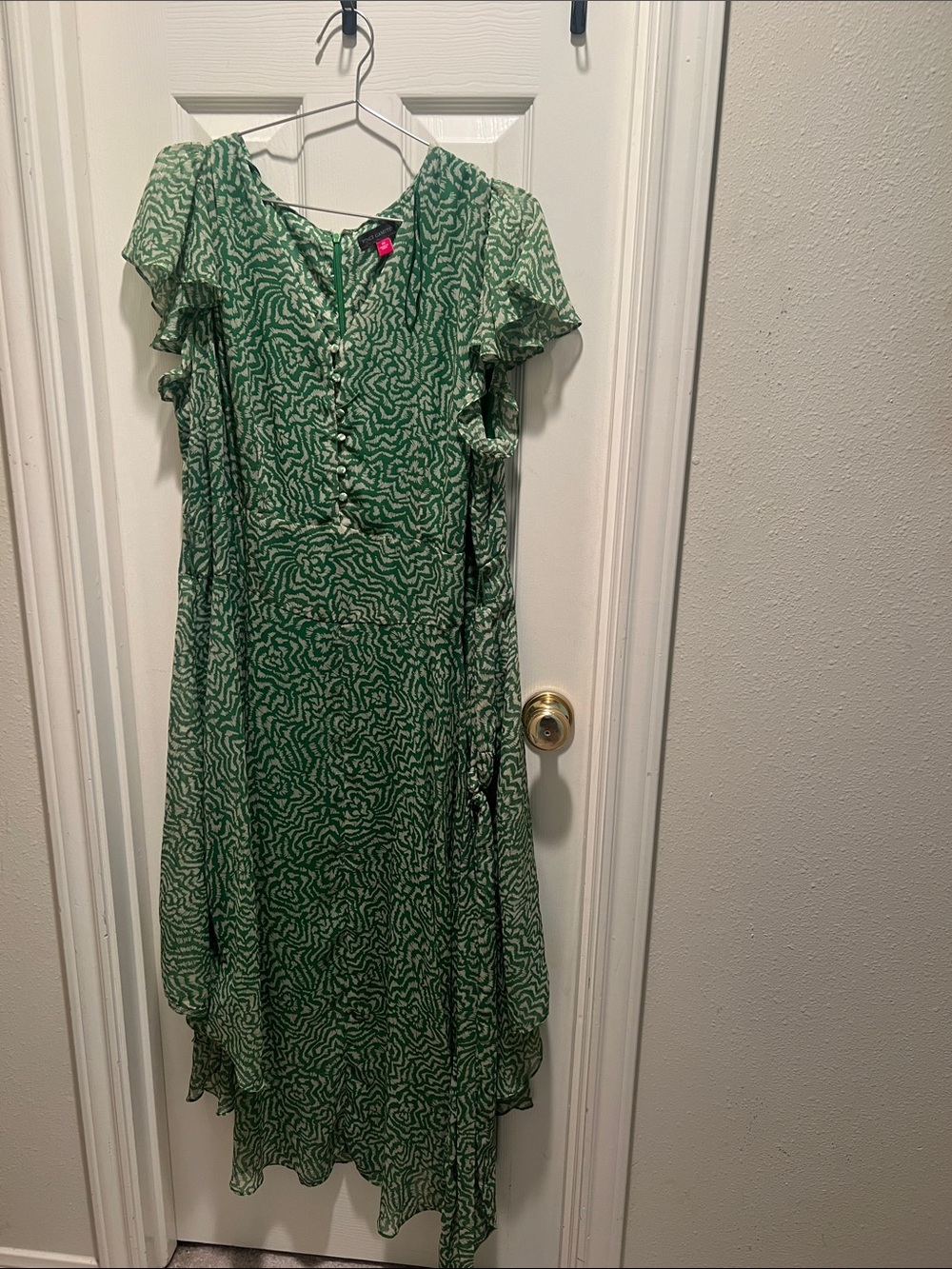 Vince Camuto Green Printed Short-Sleeve Midi Dress
